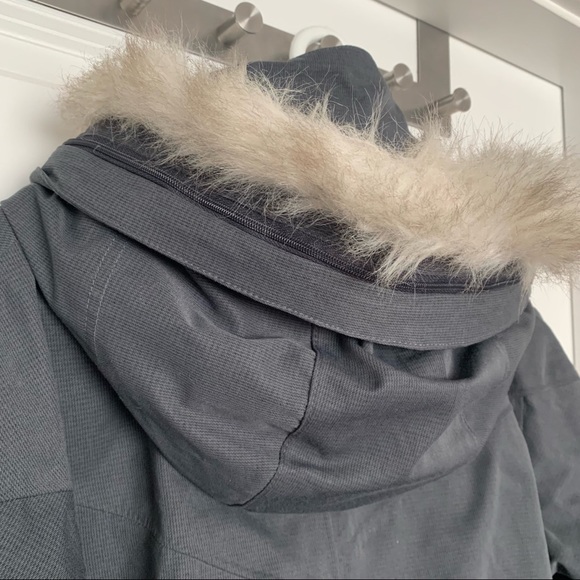 •OAKLEY• Gretchen Bleiler Series Down Filled Winter Jacket Size M - Picture 6 of 16